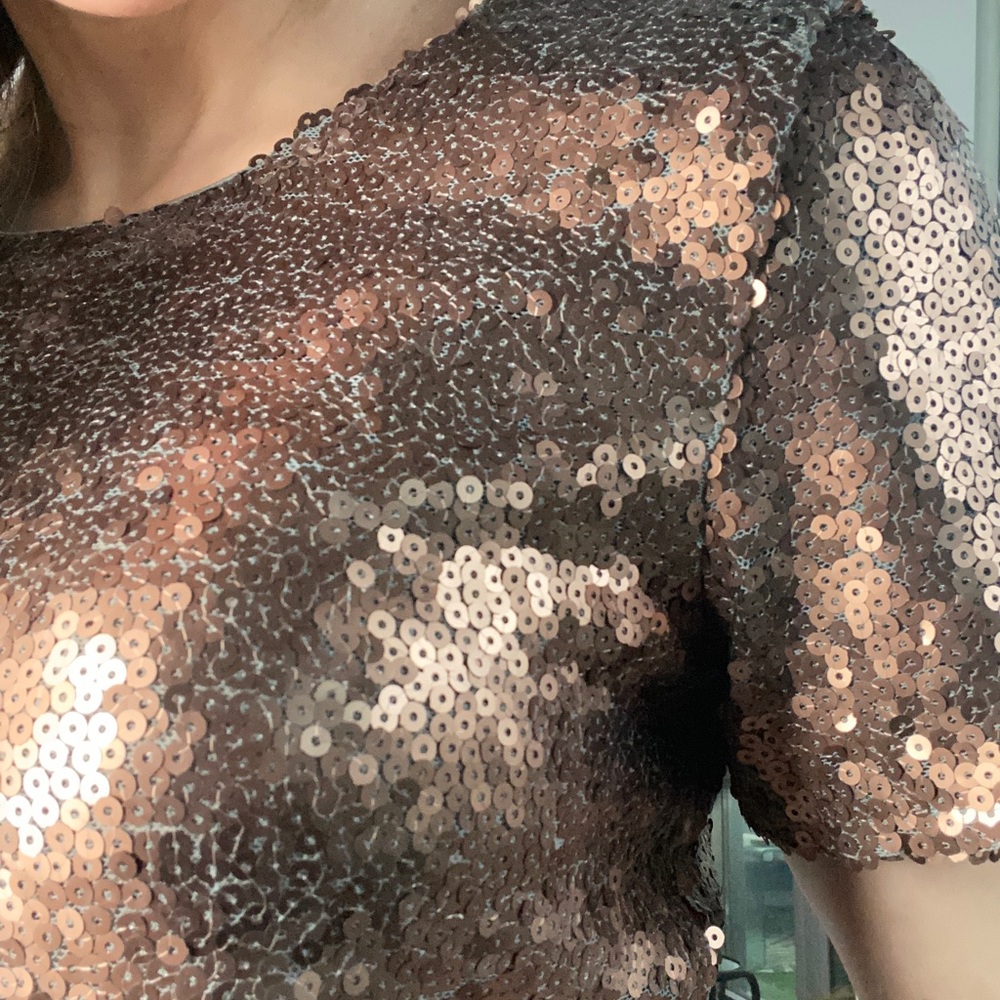 Cropped sequinned blouse - Picture 4 of 9